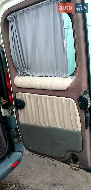 Минивэн Renault Trafic 2003 в Киеве