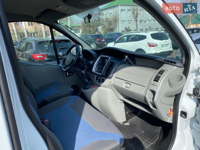 Минивэн Renault Trafic 2012 в Луцке фото 16 Минивэн Renault Trafic 2012 в Луцке