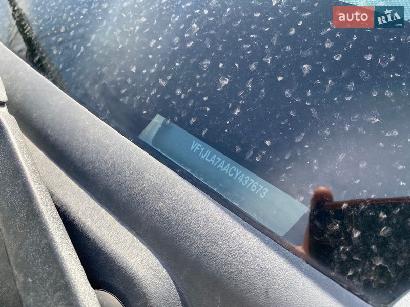 Минивэн Renault Trafic 2012 в Луцке фото 28 Минивэн Renault Trafic 2012 в Луцке