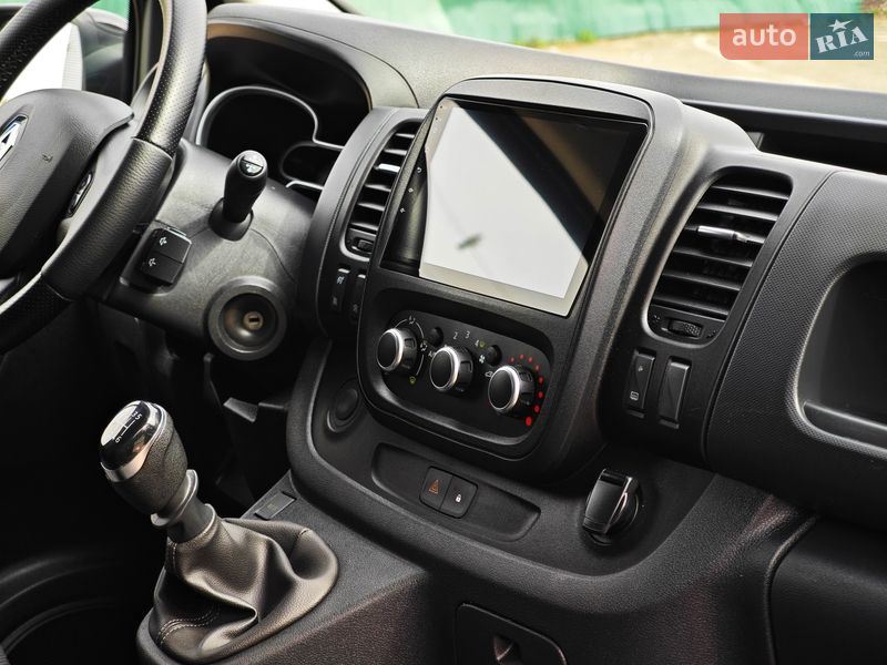 Вантажний фургон Renault Trafic 2020 в Дубні