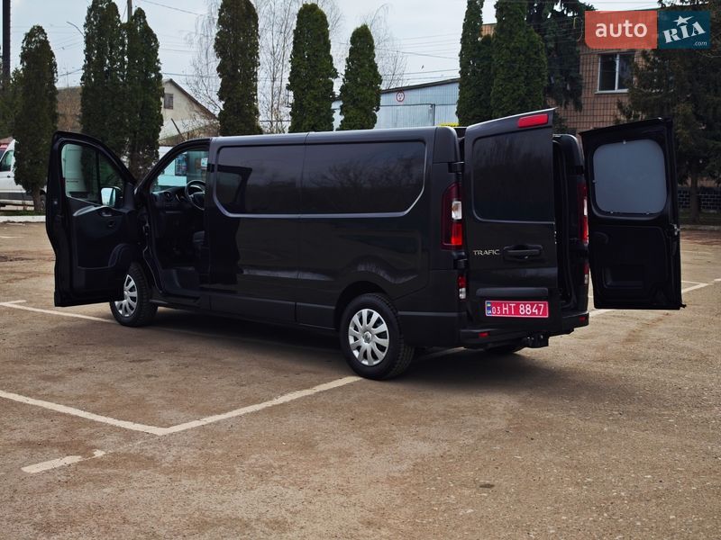 Вантажний фургон Renault Trafic 2020 в Дубні