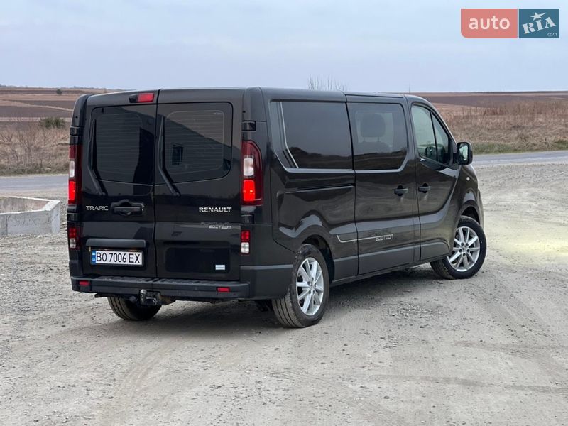 Грузопассажирский фургон Renault Trafic 2016 в Тернополе фото 11 Грузопассажирский фургон Renault Trafic 2016 в Тернополе