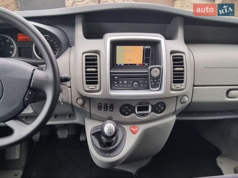 Минивэн Renault Trafic 2012 в Черновцах фото 43 Минивэн Renault Trafic 2012 в Черновцах