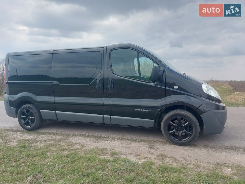 Грузопассажирский фургон Renault Trafic 2012 в Ровно фото 18 Грузопассажирский фургон Renault Trafic 2012 в Ровно