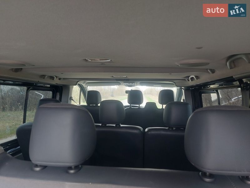 Грузопассажирский фургон Renault Trafic 2012 в Ровно фото 23 Грузопассажирский фургон Renault Trafic 2012 в Ровно