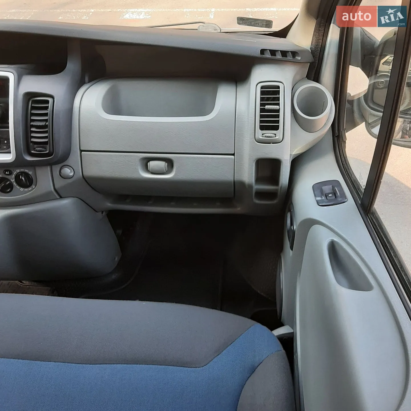 2010 Renault Trafic - мініатюра 54