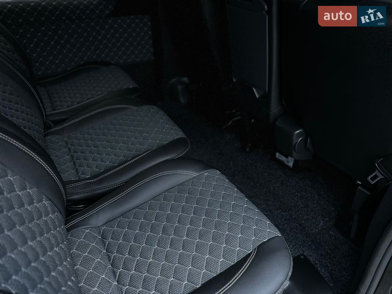 Минивэн Renault Trafic 2016 в Млинове