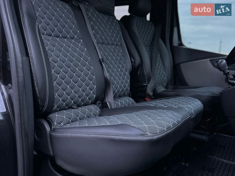 Минивэн Renault Trafic 2016 в Млинове