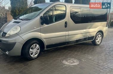 Минивэн Renault Trafic 2009 в Хырове