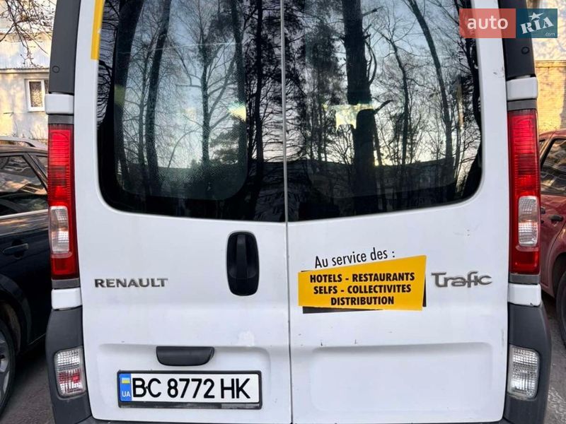 Мінівен Renault Trafic 2008 в Новояворівську