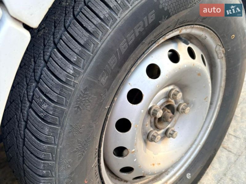 Мінівен Renault Trafic 2008 в Новояворівську