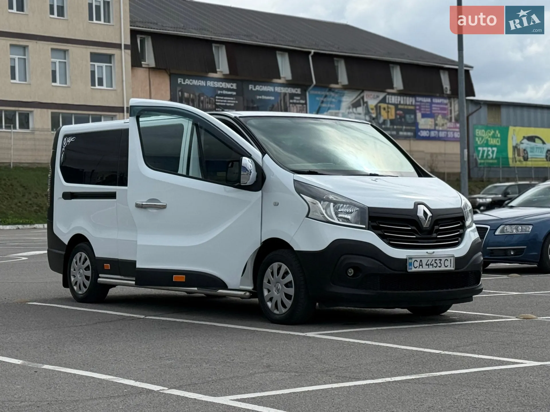 2016 Renault Trafic - мініатюра 16