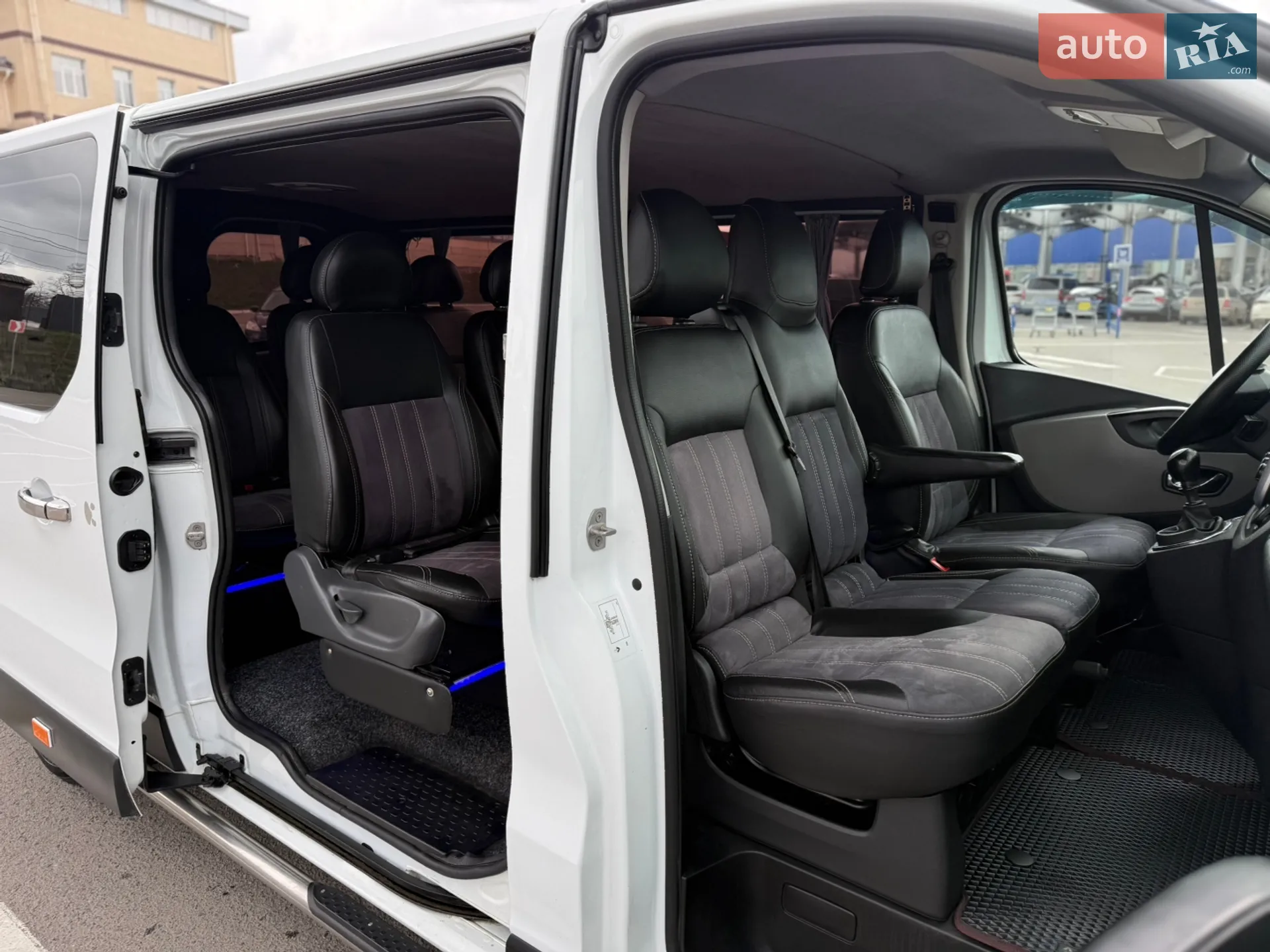 2016 Renault Trafic - мініатюра 25