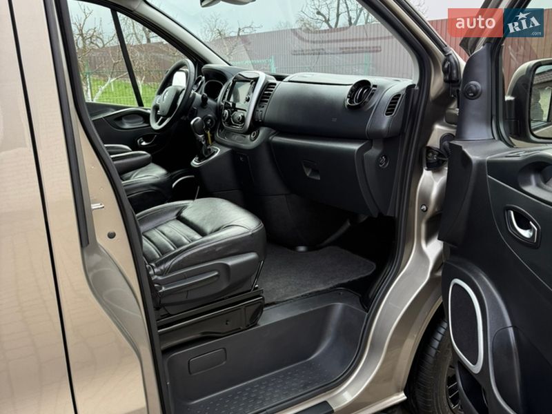 Вантажопасажирський фургон Renault Trafic 2019 в Києві фото 75 Вантажопасажирський фургон Renault Trafic 2019 в Києві