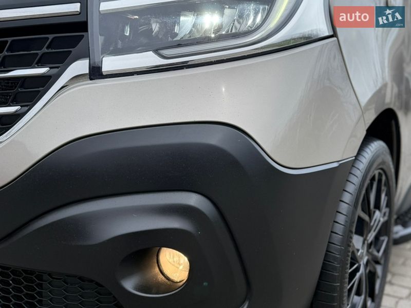 Вантажопасажирський фургон Renault Trafic 2019 в Києві фото 113 Вантажопасажирський фургон Renault Trafic 2019 в Києві