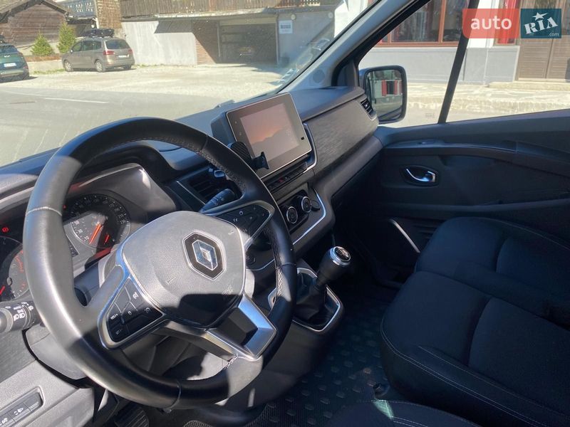 Минивэн Renault Trafic 2022 в Дубно