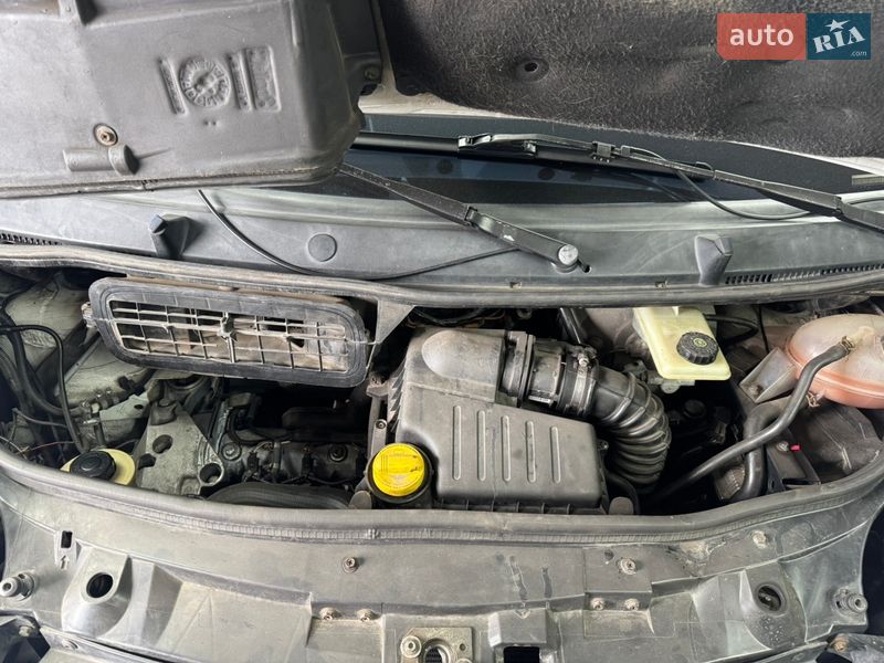 Минивэн Renault Trafic 2002 в Владимире фото 36 Минивэн Renault Trafic 2002 в Владимире