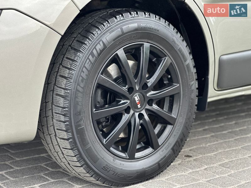 Мінівен Renault Trafic 2012 в Бродах фото 13 Мінівен Renault Trafic 2012 в Бродах