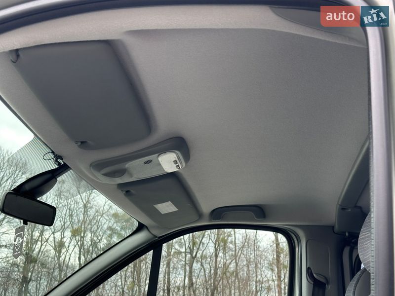 Мінівен Renault Trafic 2012 в Бродах фото 43 Мінівен Renault Trafic 2012 в Бродах