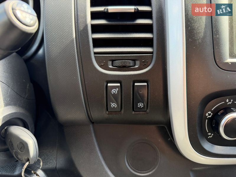 Грузовой фургон Renault Trafic 2020 в Луцке фото 35 Грузовой фургон Renault Trafic 2020 в Луцке