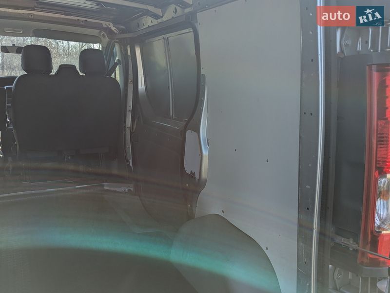 Вантажний фургон Renault Trafic 2011 в Києві фото 11 Вантажний фургон Renault Trafic 2011 в Києві