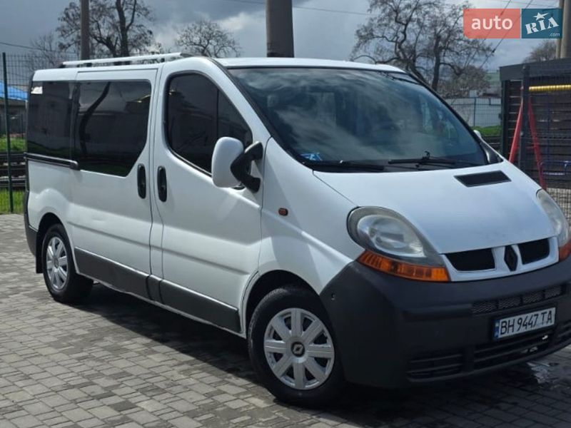 Мінівен Renault Trafic 2003 в Одесі