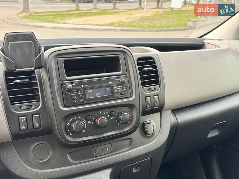 Мінівен Renault Trafic 2017 в Луцьку фото 27 Мінівен Renault Trafic 2017 в Луцьку