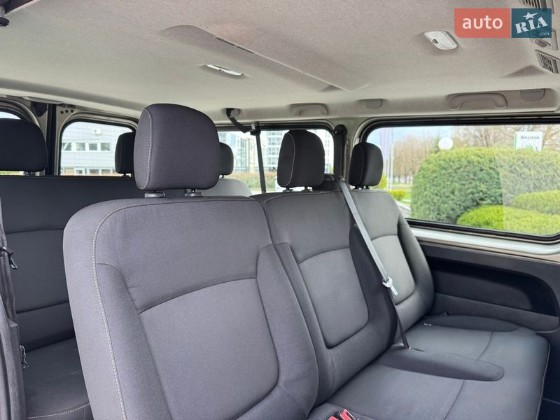 Мінівен Renault Trafic 2017 в Луцьку фото 46 Мінівен Renault Trafic 2017 в Луцьку