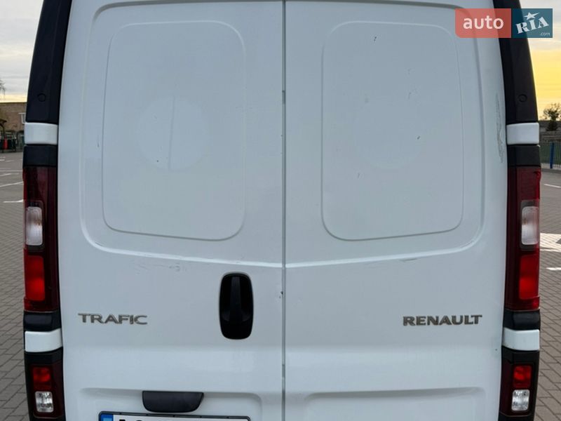 Грузовой фургон Renault Trafic 2017 в Нововолынске