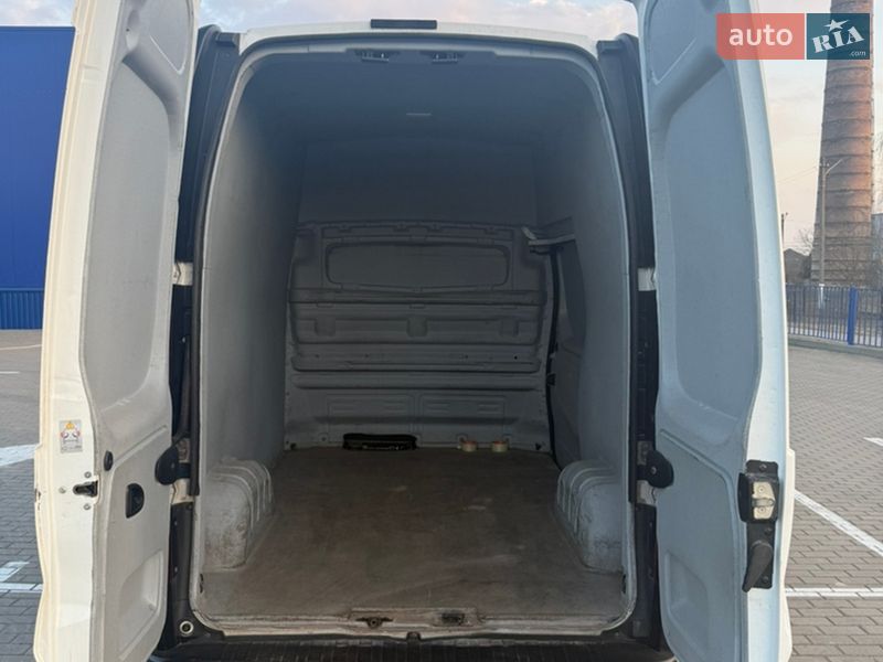 Грузовой фургон Renault Trafic 2017 в Нововолынске