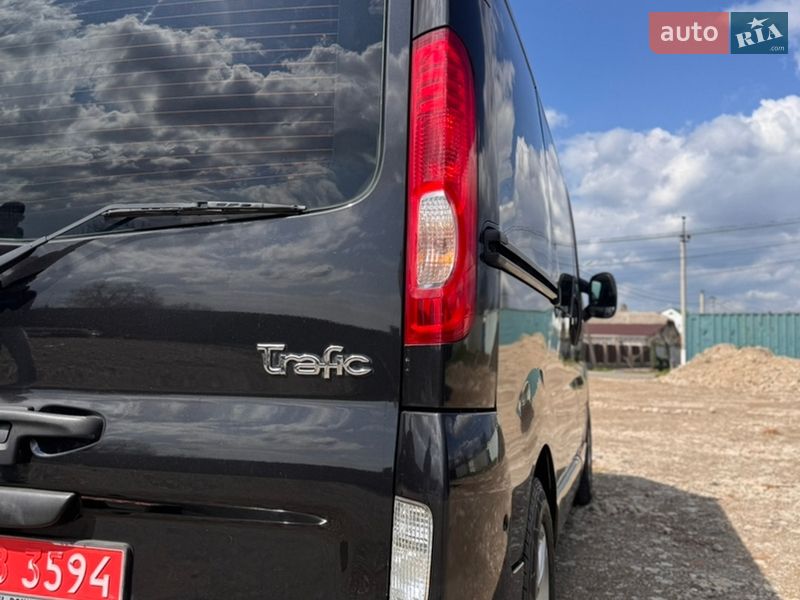 Мінівен Renault Trafic 2011 в Ізмаїлі фото 10 Мінівен Renault Trafic 2011 в Ізмаїлі