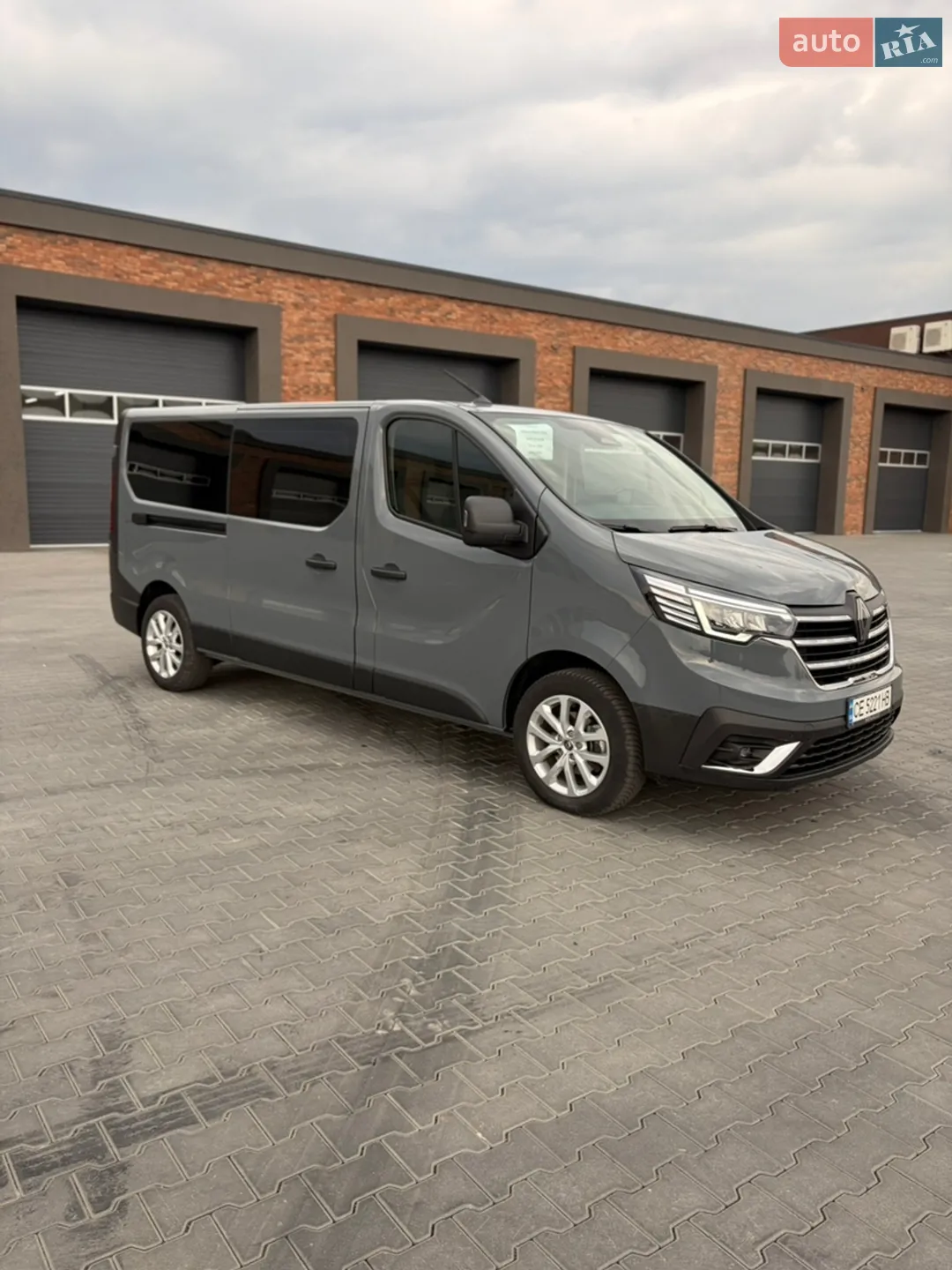 2024 Renault Trafic - фото 1