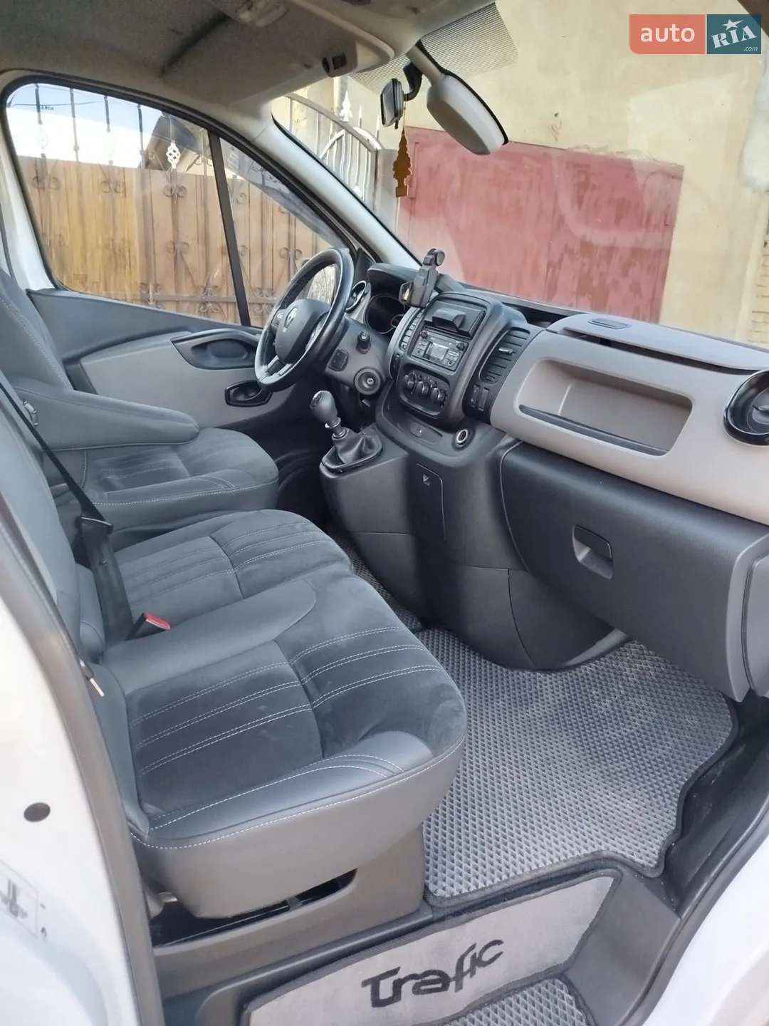 2017 Renault Trafic - мініатюра 11