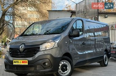 Вантажний фургон Renault Trafic 2016 в Миколаєві