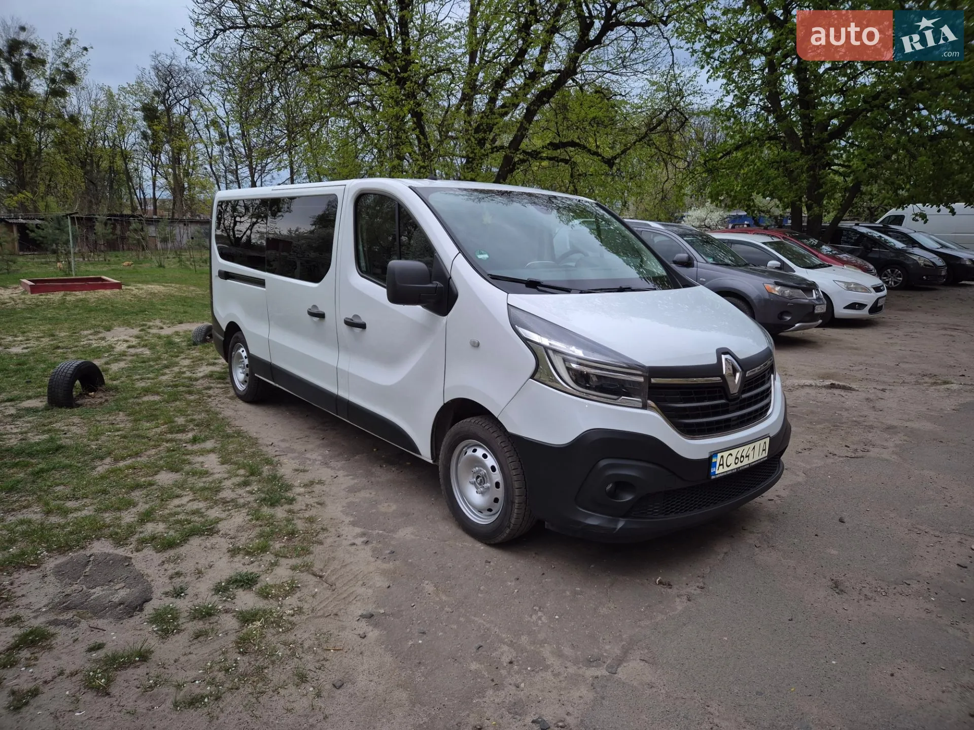 2019 Renault Trafic - мініатюра 2