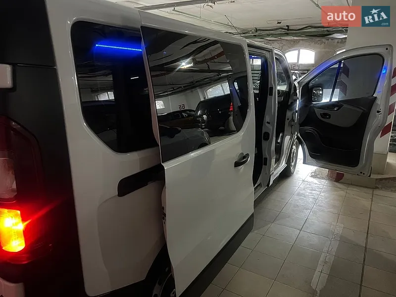 Renault Trafic 2018 VIN VF1FL000060155432 фото оголошення 7 з 43