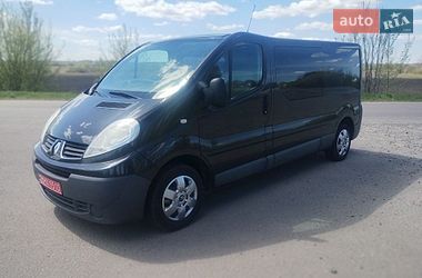 Минивэн Renault Trafic 2011 в Дубно