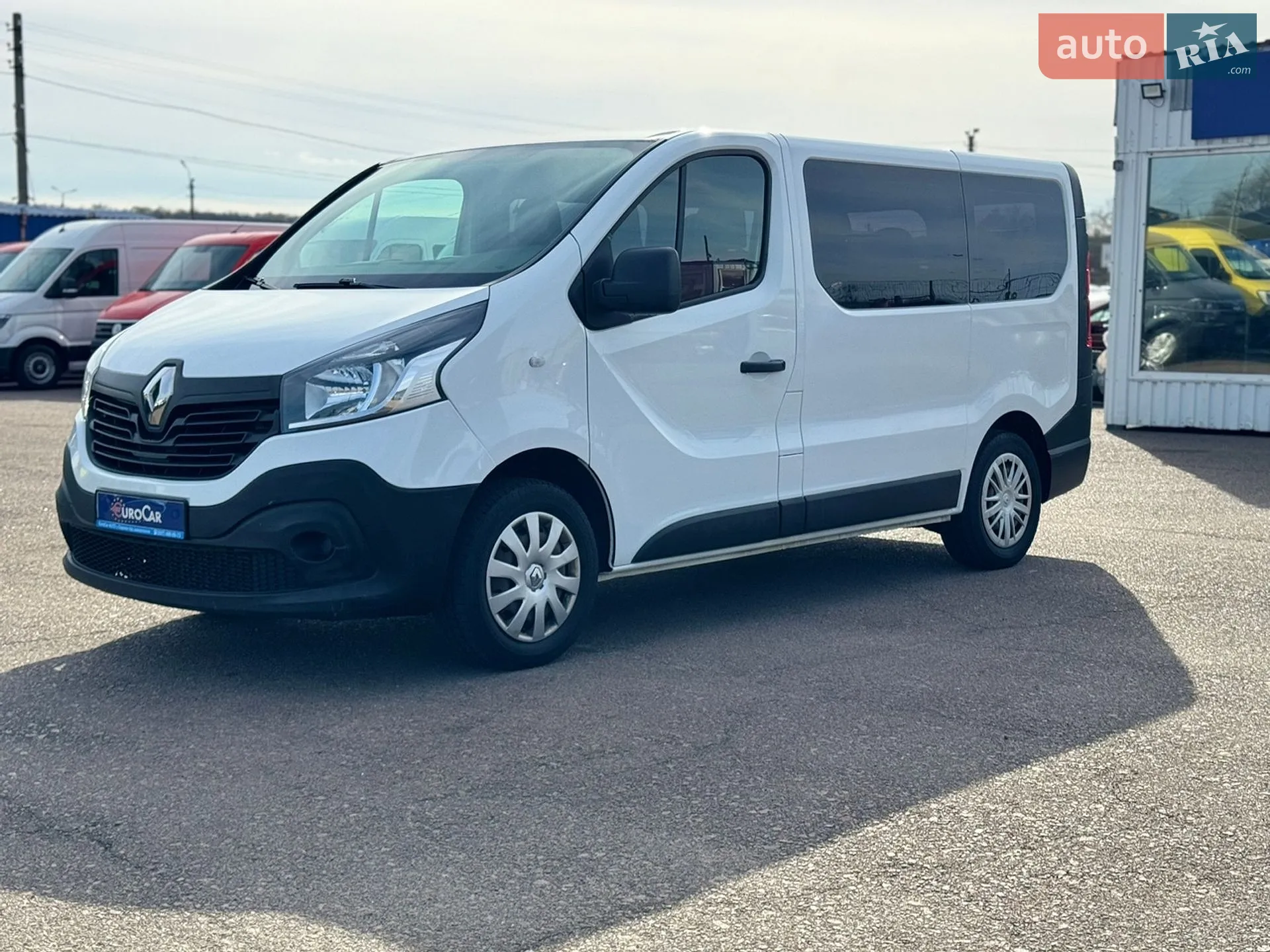 2019 Renault Trafic - мініатюра 2