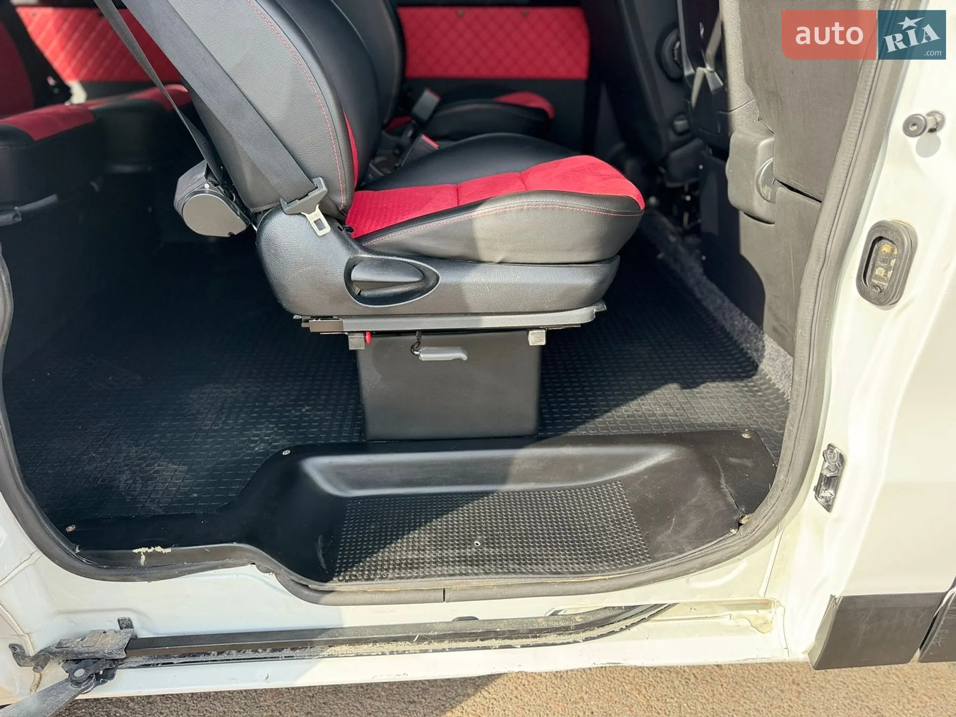 2019 Renault Trafic - мініатюра 39