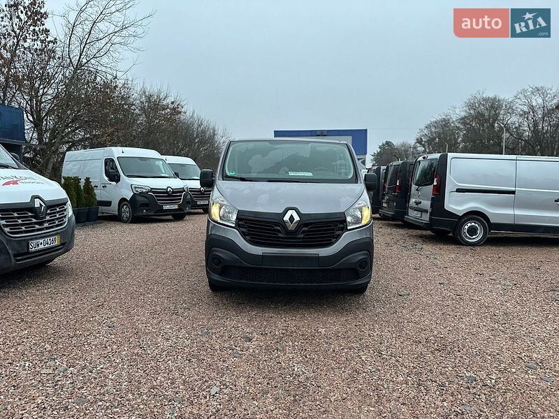 Грузопассажирский фургон Renault Trafic 2018 в Ровно