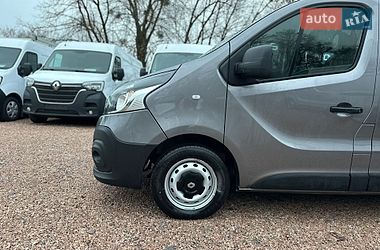 Грузопассажирский фургон Renault Trafic 2018 в Ровно