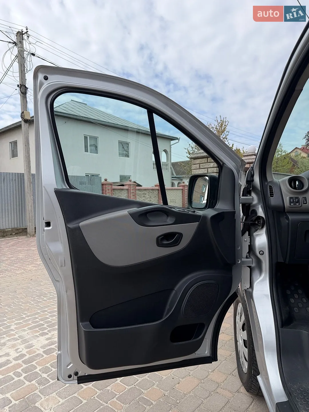2017 Renault Trafic - мініатюра 21
