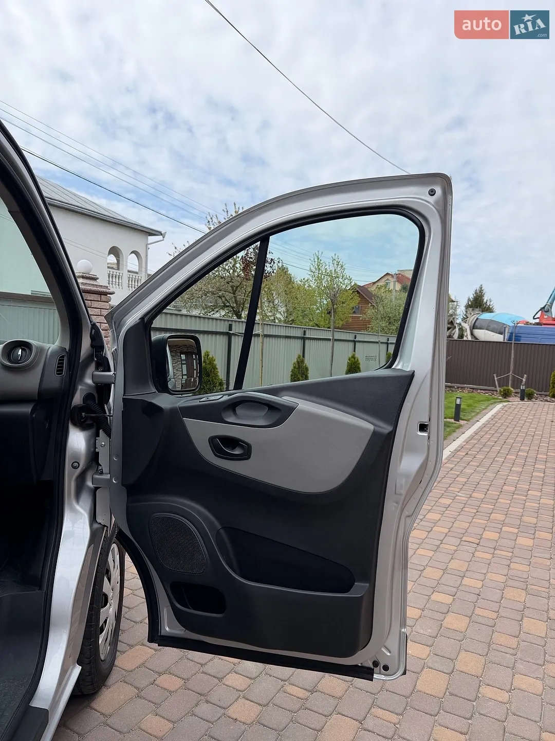 2017 Renault Trafic - мініатюра 24