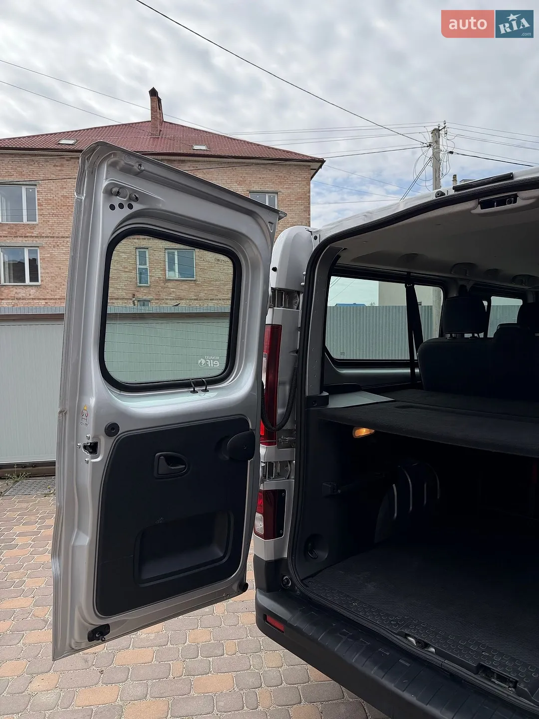 2017 Renault Trafic - мініатюра 34