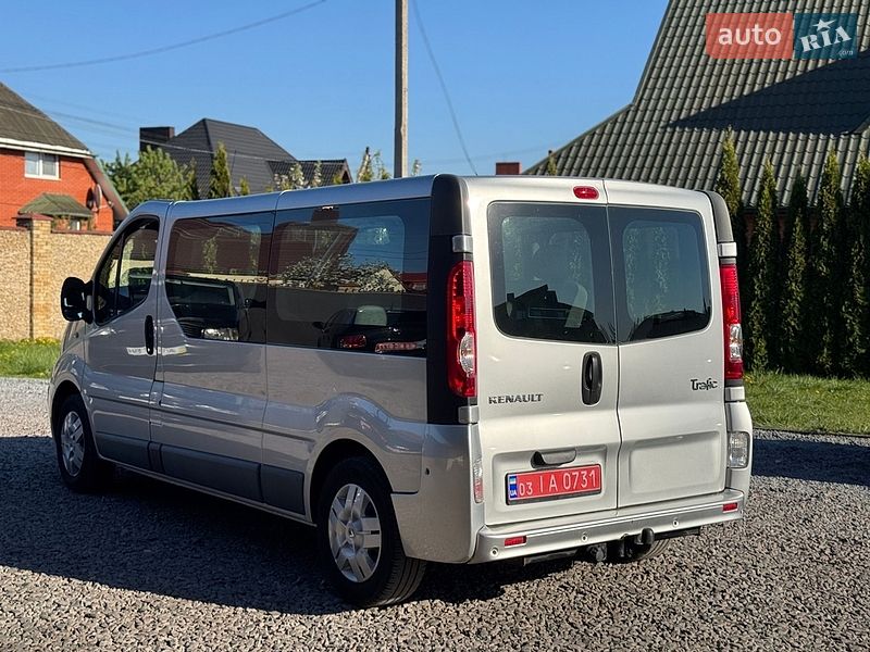 Мінівен Renault Trafic 2012 в Луцьку