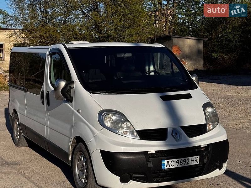 Минивэн Renault Trafic 2008 в Иваничах