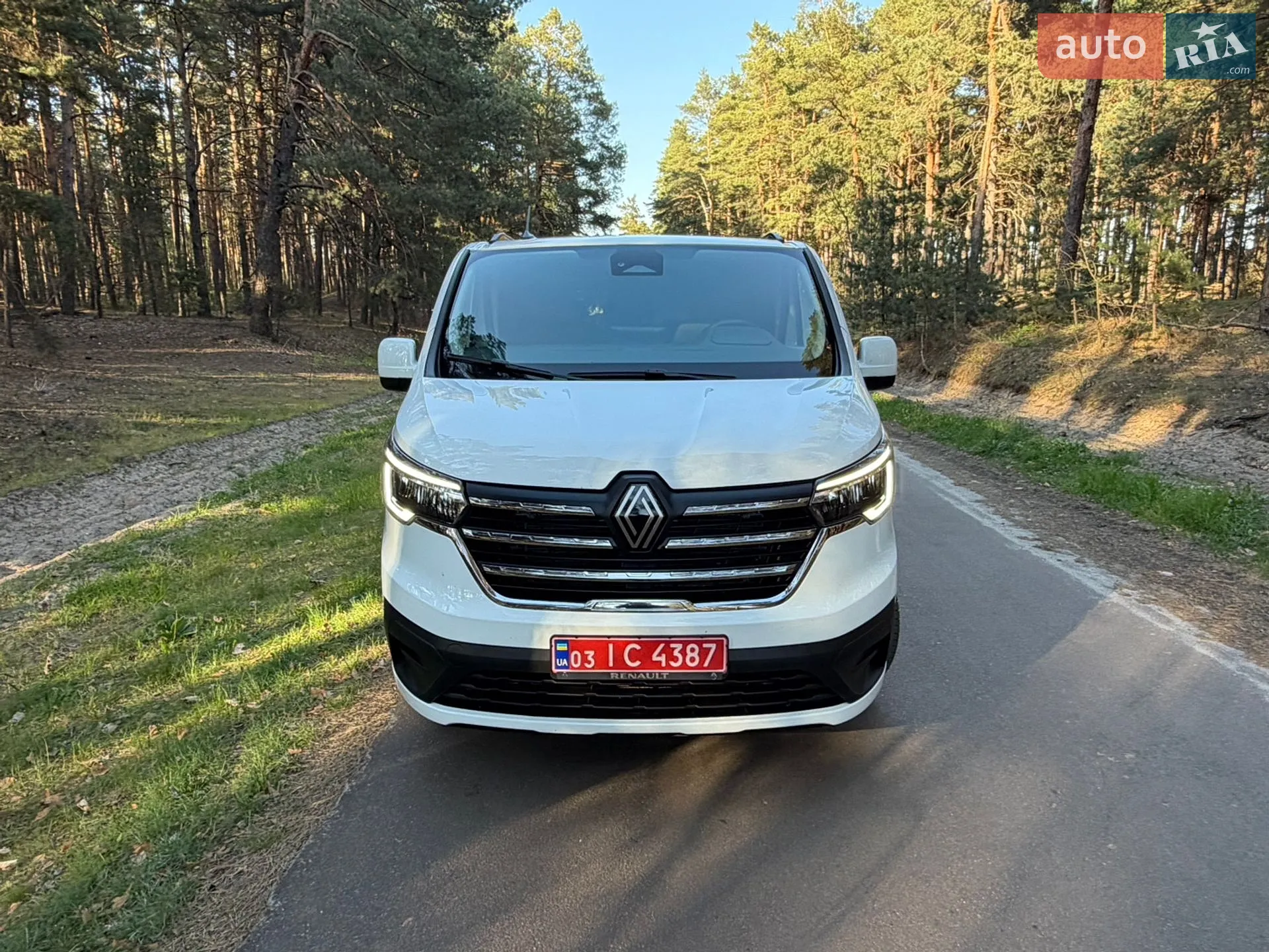 2025 Renault Trafic - мініатюра 31