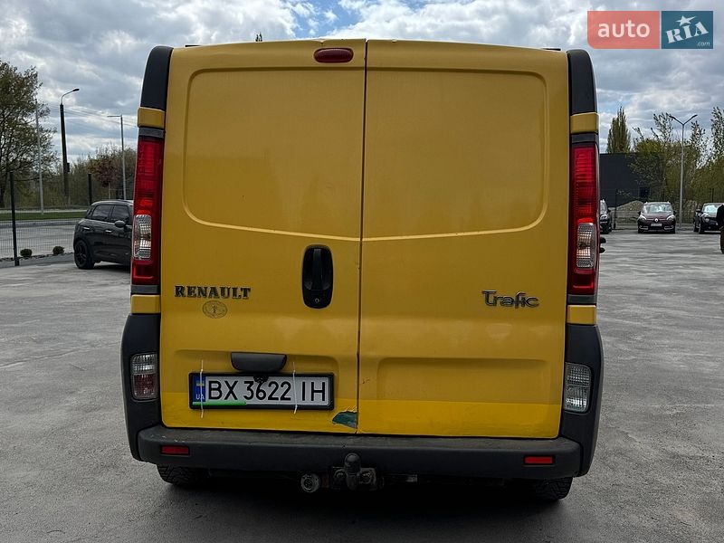 Минивэн Renault Trafic 2003 в Каменец-Подольском