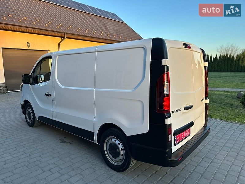 Грузовой фургон Renault Trafic 2022 в Бродах