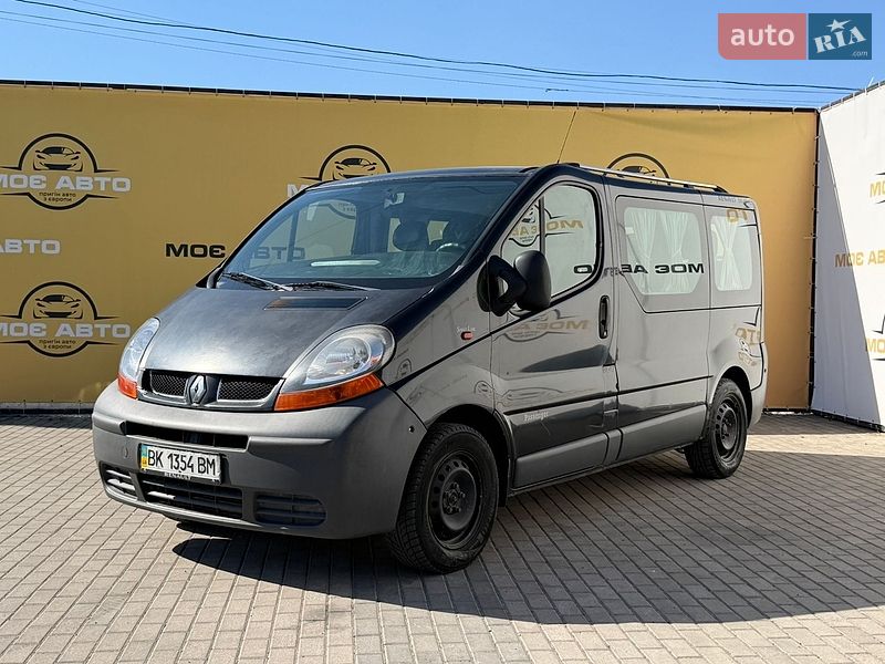 Минивэн Renault Trafic 2006 в Ровно
